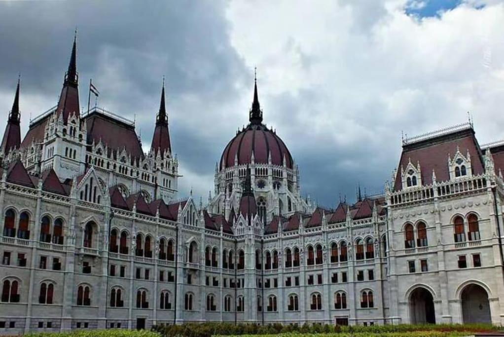 A13 Parliament Sunflower Cozy Apartment Budapest Exterior photo